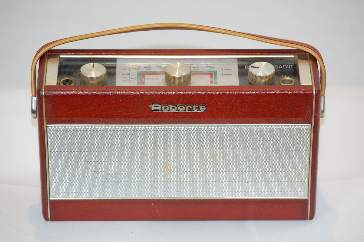 VINTAGE ROBERTS SOLID STATE MODEL RIC.1 RADIO eBay
