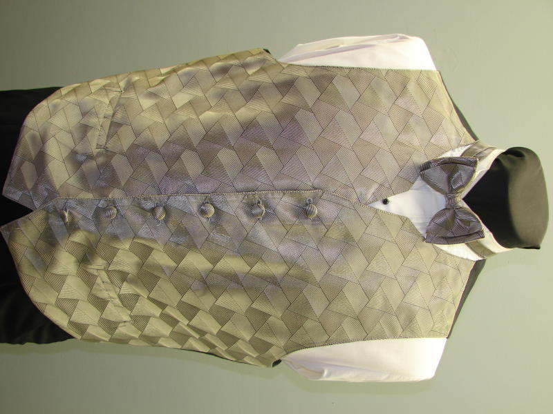 MENS GOLD FULL BACK PERRY ELLIS TUXEDO VEST / BOW  2XL