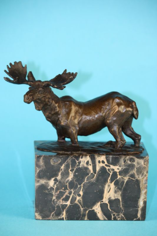 MOOSE HUNTER LODGE BRONZE STATUE SCULPTURE CARVIN DECOR