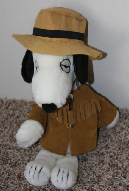 RARE Snoopy Vintage SPIKE Doll in Frontier Outfit WOW
