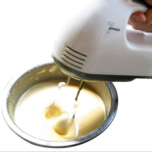 Electric Kitchen Whisk Utensil Hand Mixer 2 Beaters&Hooks 7 Speed