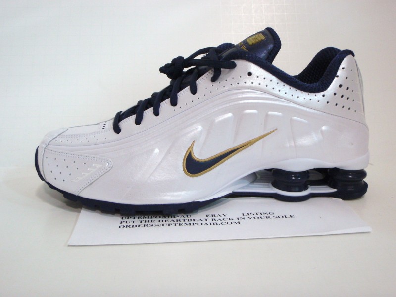 Nike Shox R4 Wht/nvy Mens Sz 9.5
