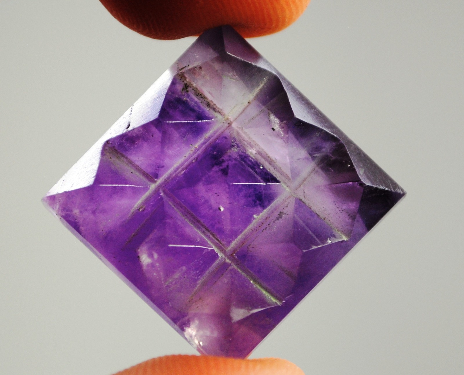 有关以下物品的详细资料: md2 ~ amethyst crystal