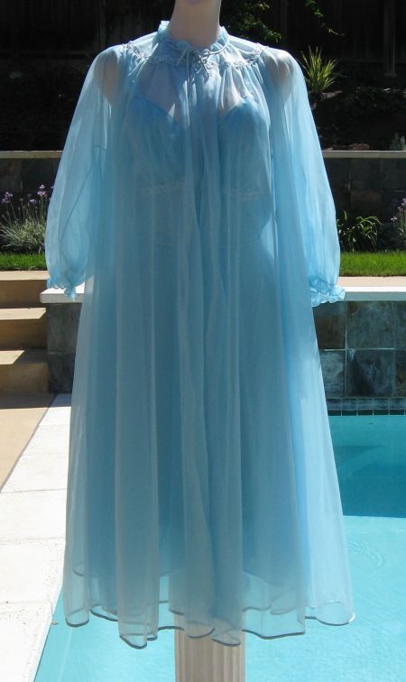 Vintage 60s Rogers Baby Blue Double Chiffon Peignoir