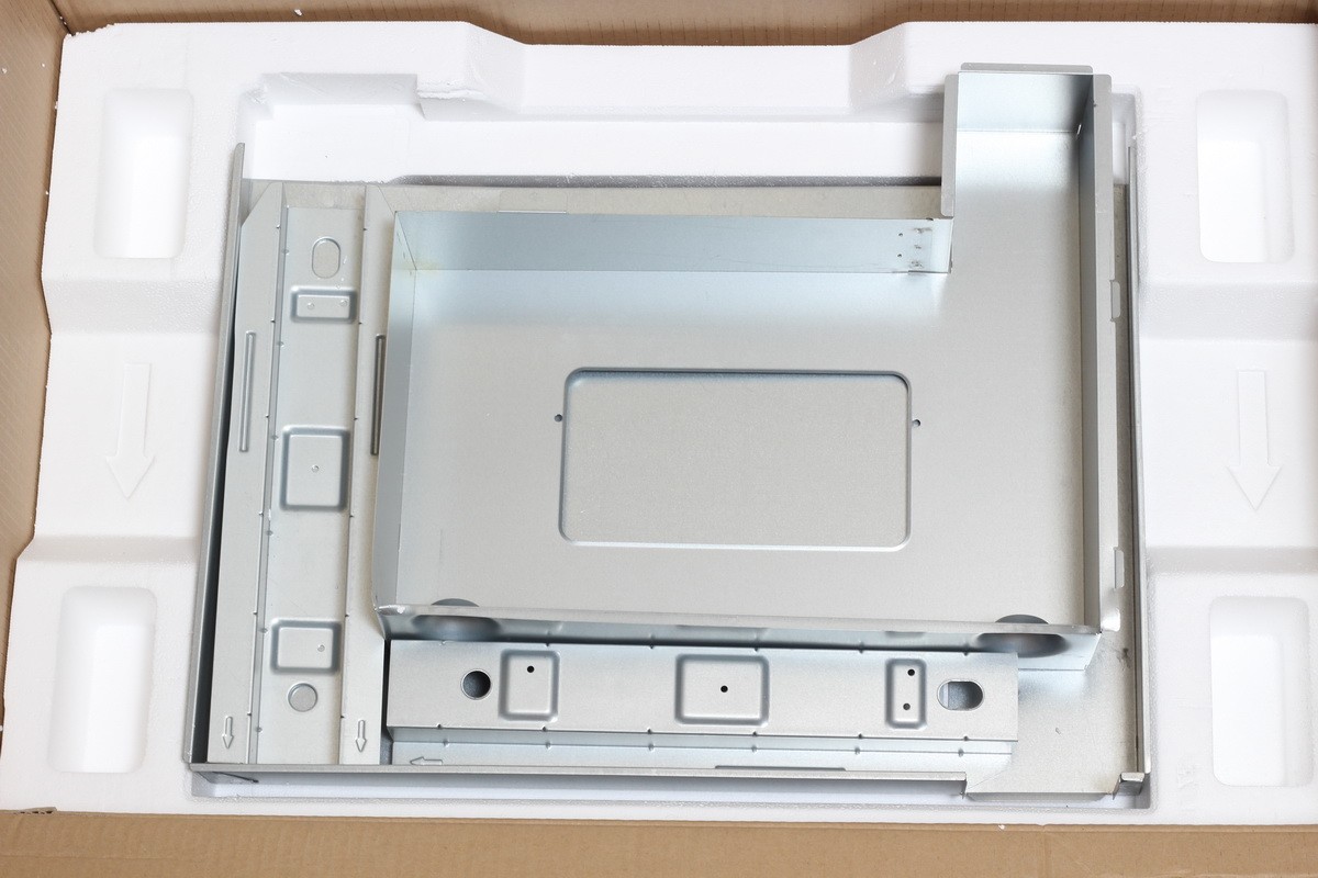 GE Deluxe Optional 27" BuiltIn Microwave Trim Kit Stainless Steel