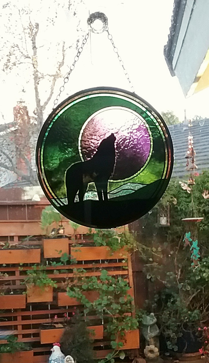 WOLF SPIRIT ANIMAL TOTEM Howling WOLF and MOON Stained Glass Look SUNCATCHER
