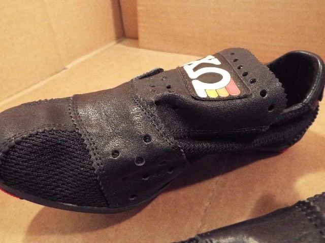 axo mountain bike shoes