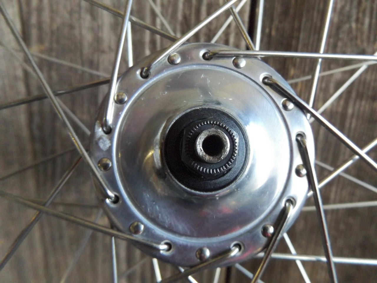 New-Old-Stock 36-Hole Araya 700c Front Wheel w/100 mm High Flange