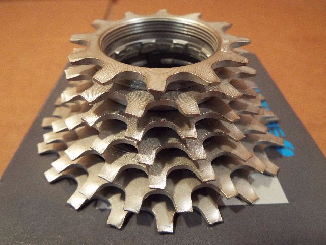 New-Old-Stock Shimano 600-Ultegra UniGlide (UG) Cassette7-speed