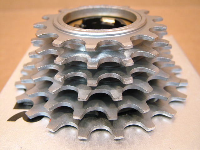 Suntour Winner Pro 6 Viti New Old Stock: Il Profumo Del Giappone Per La Tua Bici D'Epoca