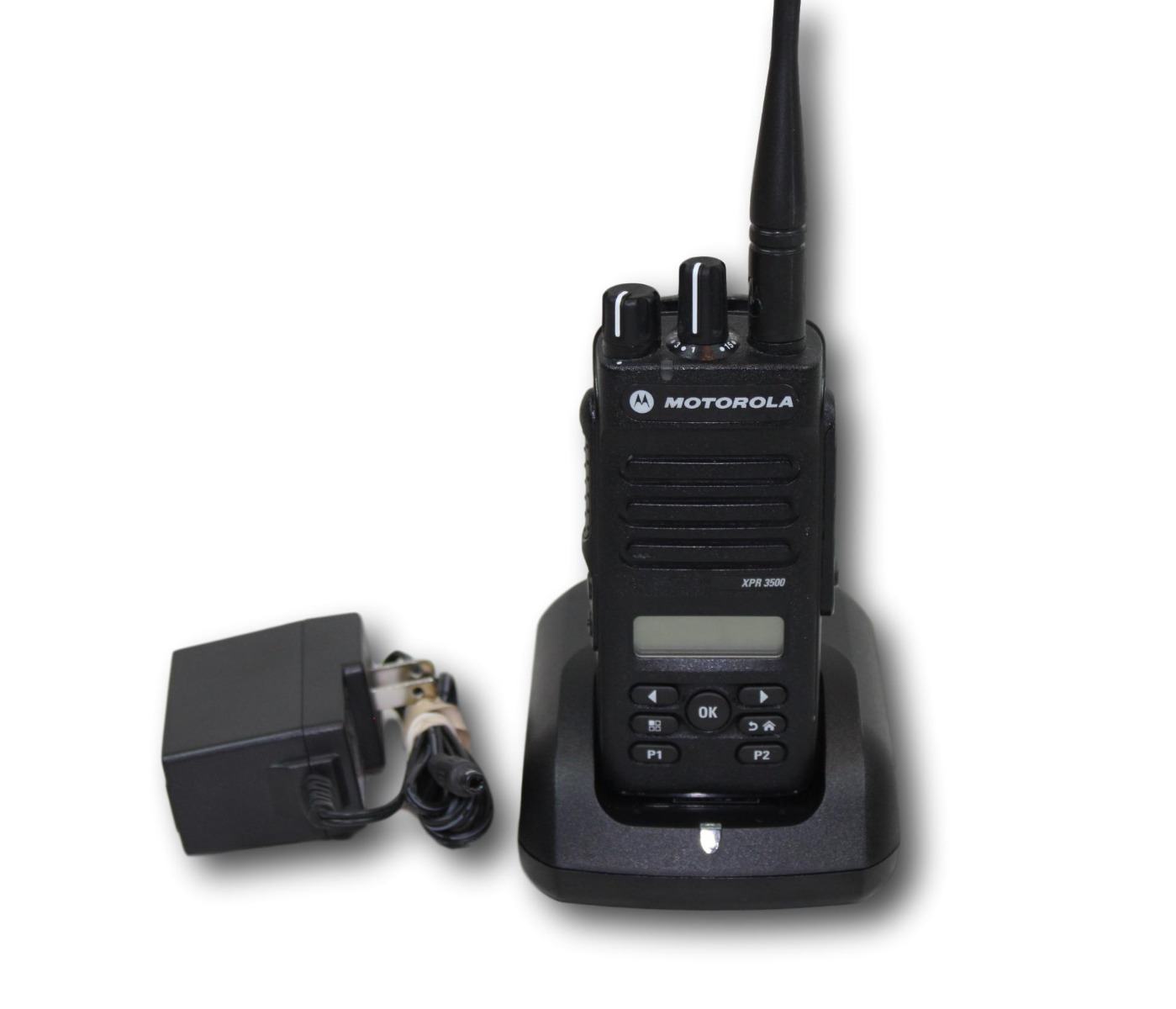 Motorola MOTOTRBO XPR 3500 XPR3500 UHF Radio 403-512 MHz AAH02RDH9JA2AN