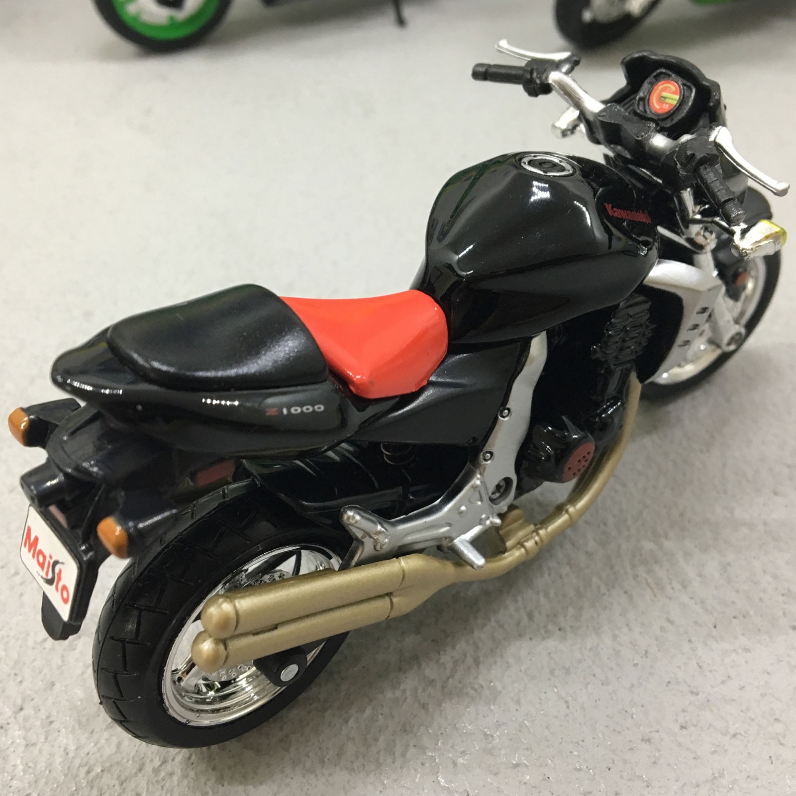 kawasaki diecast motorcycles