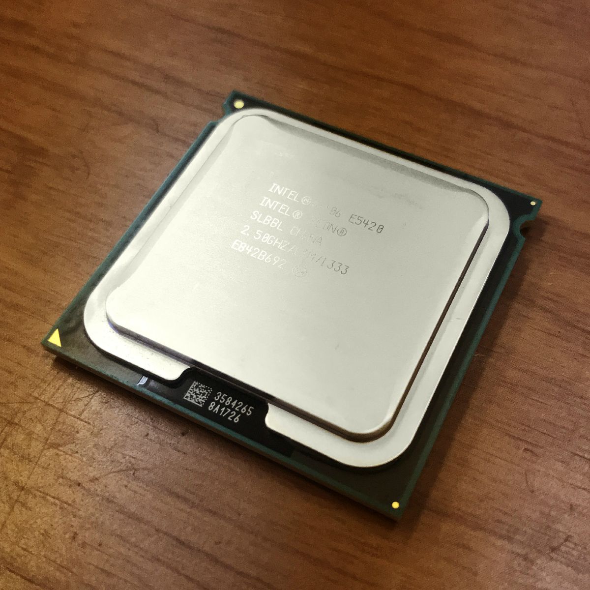 Intel Xeon E5420 Harpertown 2.5 GHz 12MB L2 Cache LGA 771 80W Processor - USED