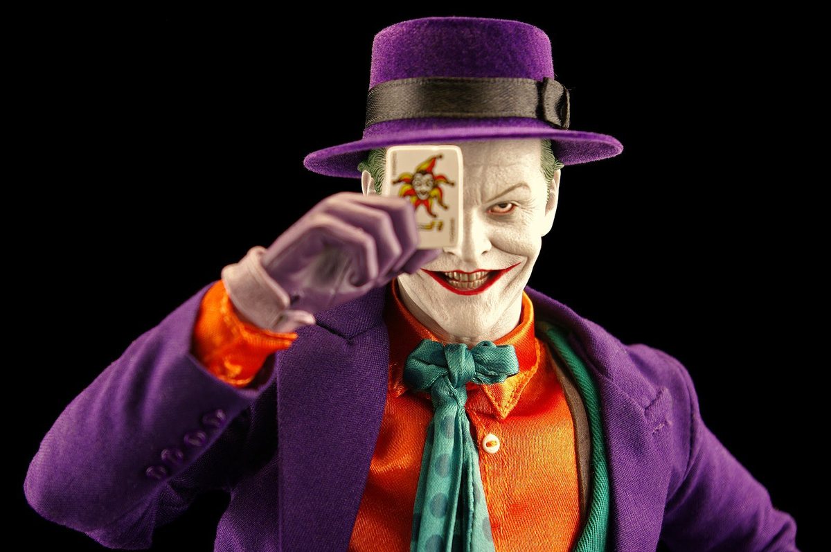 sideshow joker - clown prince of crime & the batman & batmobile