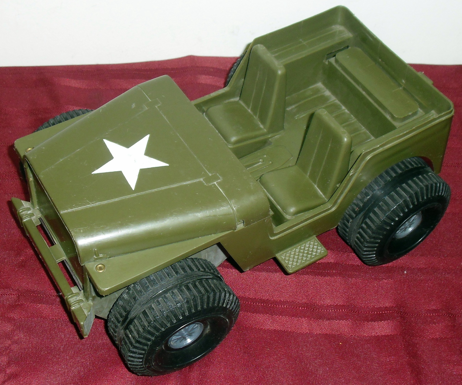1973 VINTAGE PLASTIC *IDEAL* TOY ARMY MILITARY JEEP FRICTION DRIVE